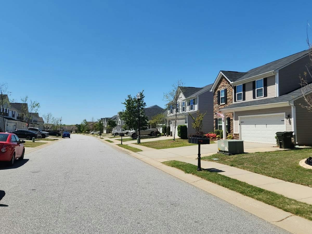 Bucklebury Rd, Greer, SC 29651