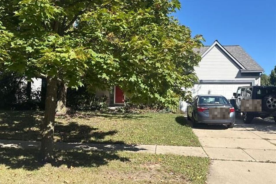 5153 Pecan Dr Ypsilanti, MI 48197, Washtenaw County