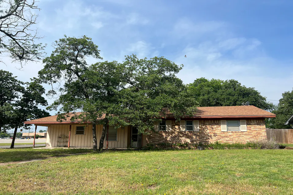 1100 N Lillian St Stephenville, TX 76401, Erath County