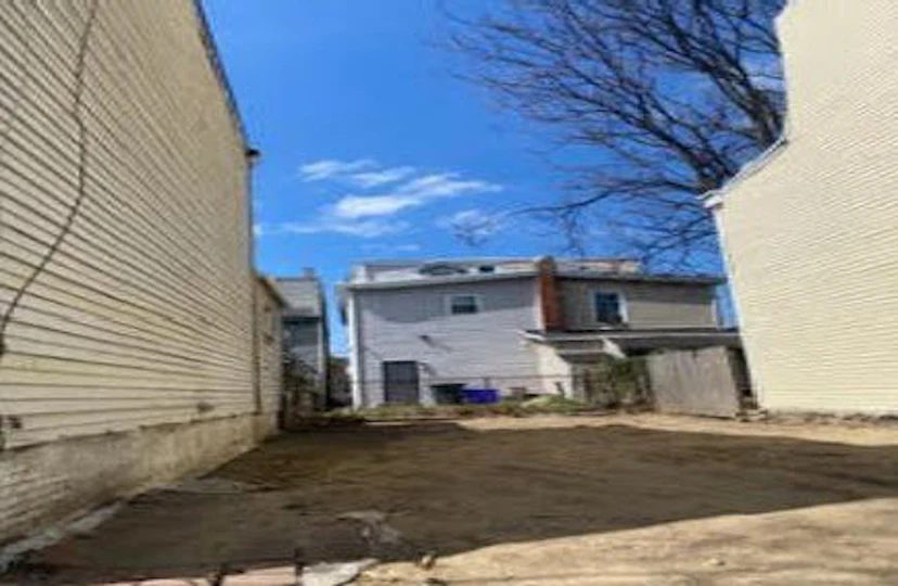 233 Willow Street