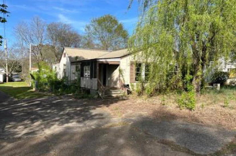 413 7th Street South
