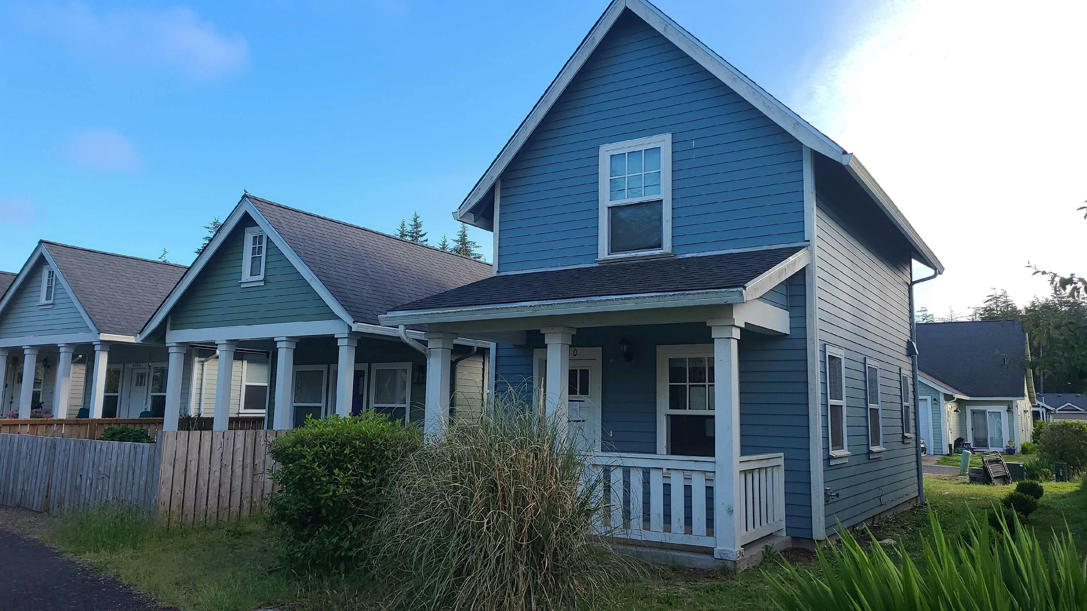 Harborton St, South Beach, OR 97366