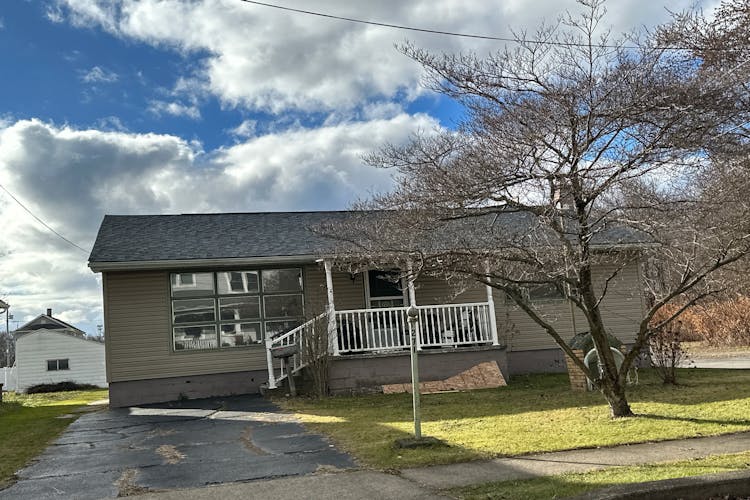 271 Poplar Street Dickson City, PA 18519, Lackawanna County