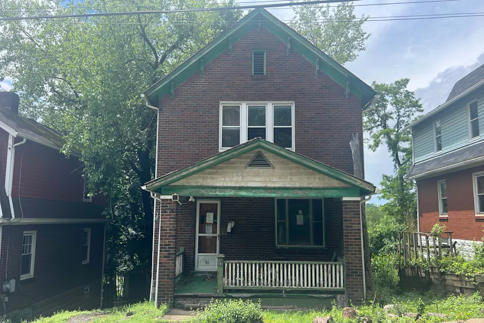 321 Ave F Pittsburgh, PA 15221, Allegheny County