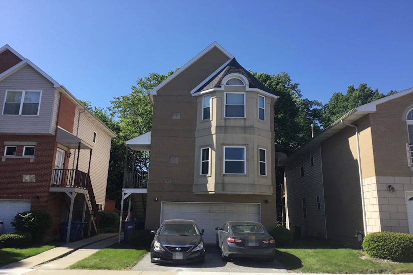 1133 E 83rd St #165