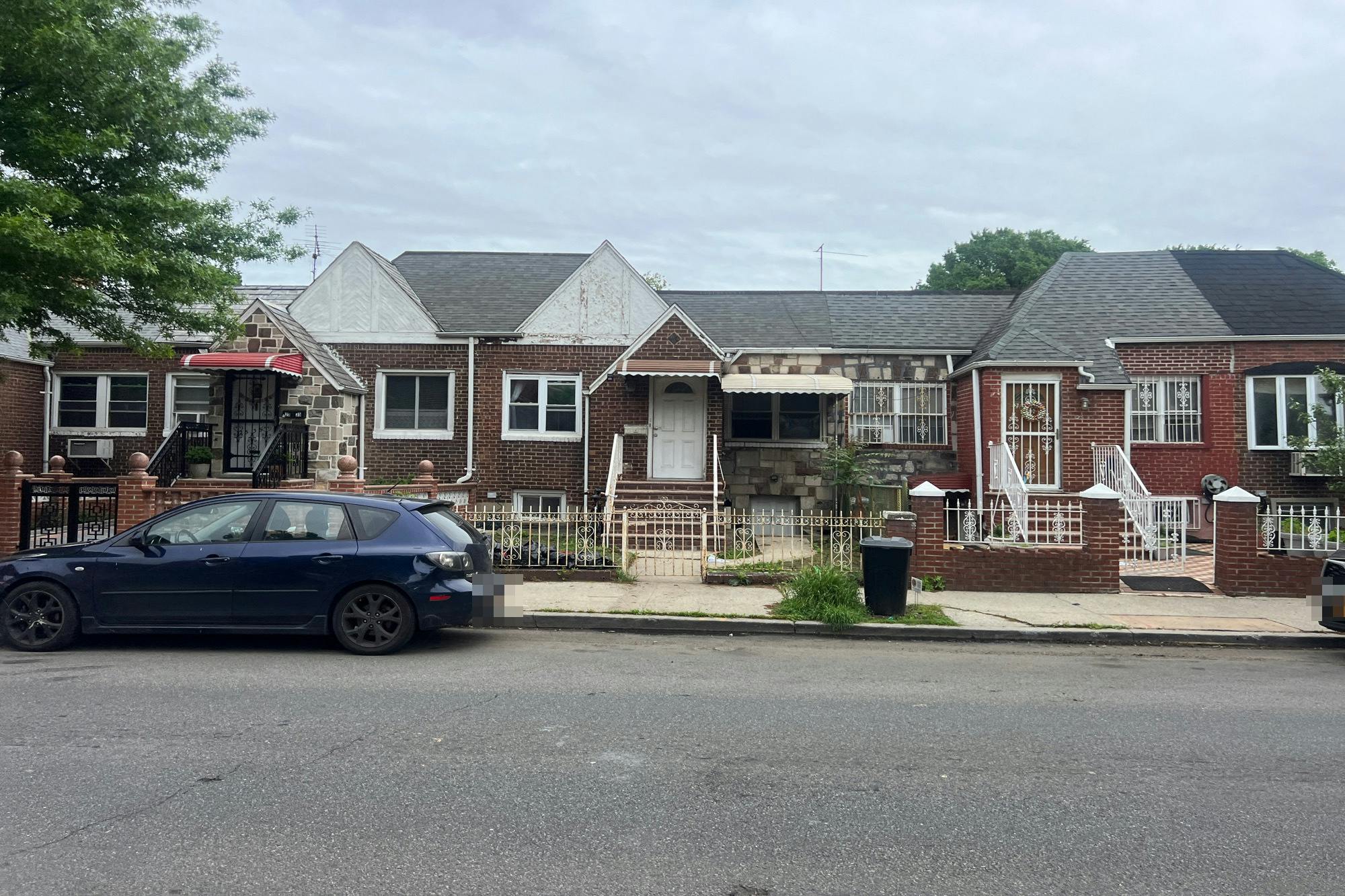 89th St, East Elmhurst, NY 11369