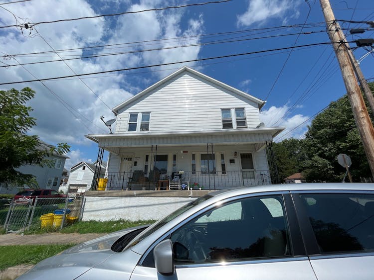 200 -202 W Noble St Nanticoke, PA 18634, Luzerne County