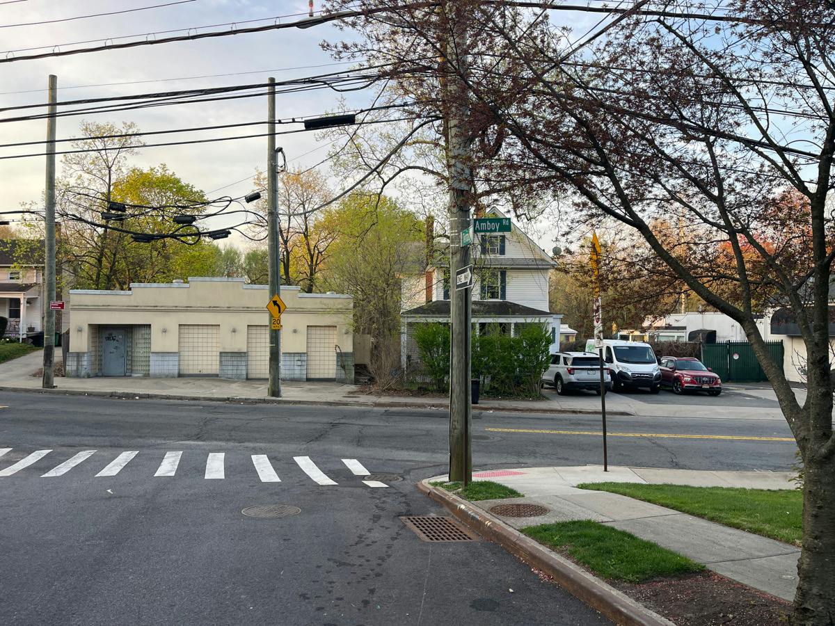 Terrace Ave, Staten Island, NY 10309