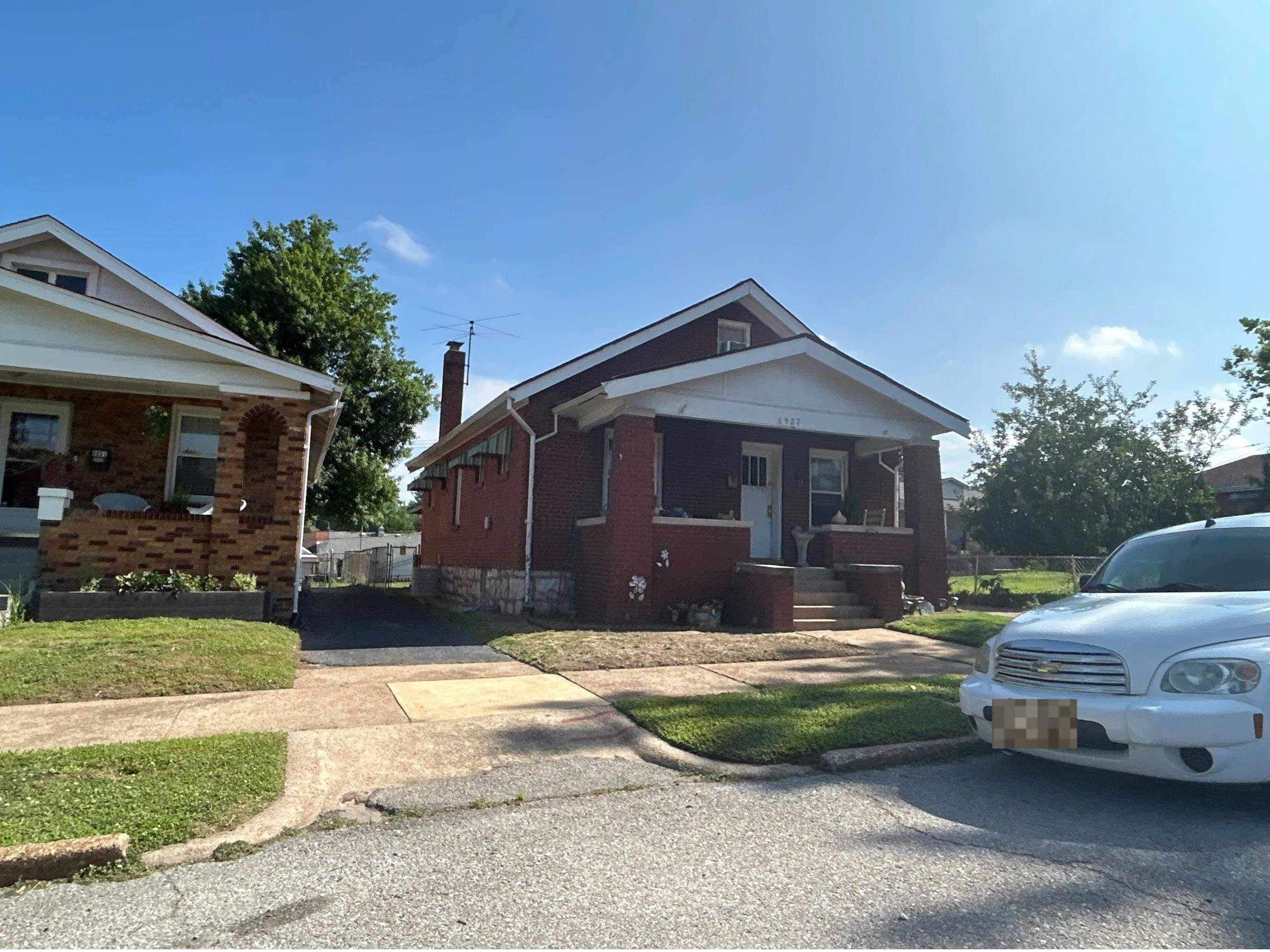 Lansdowne Ave, Saint Louis, MO 63109 #1