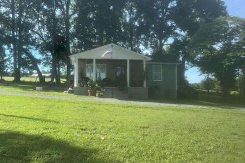 Richmond Rd, Troy, VA 22974