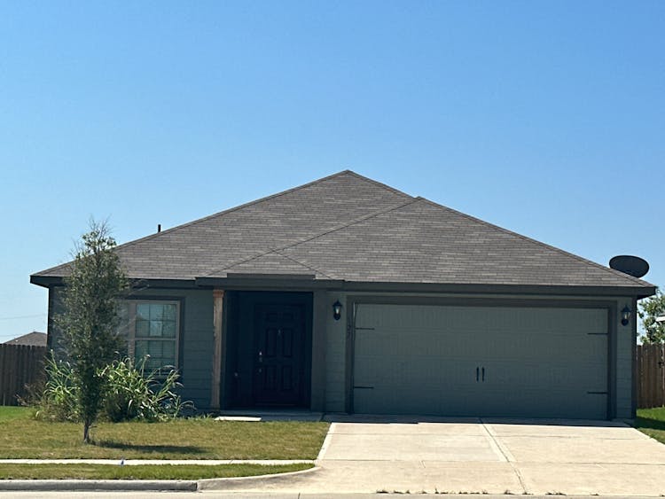 127 Yorktown Court Venus, TX 76084, Johnson County