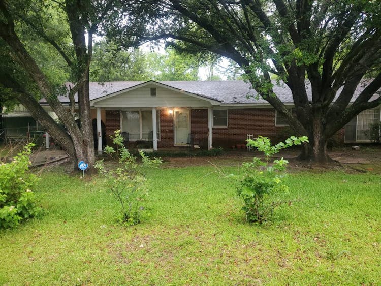 210 Greenbriar St Selma, AL 36701, Dallas County