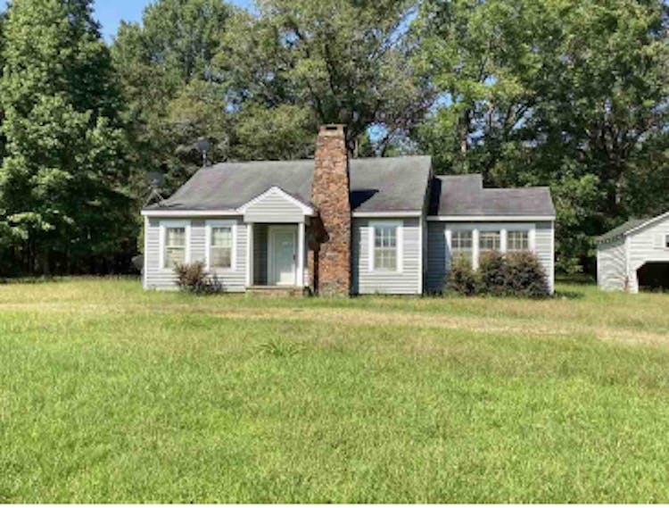 1179 MS Highway 145 Shuqualak, MS, 39361, USA