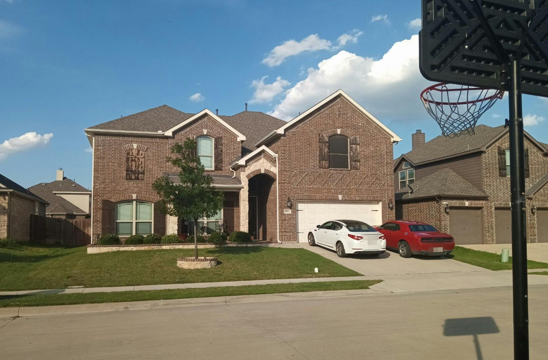 9812 YELLOW CUP Dr  