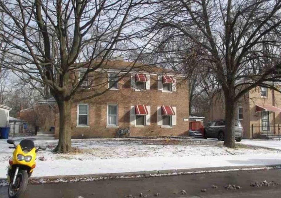 9657 S Yates Blvd Chicago, IL 60617, Cook County