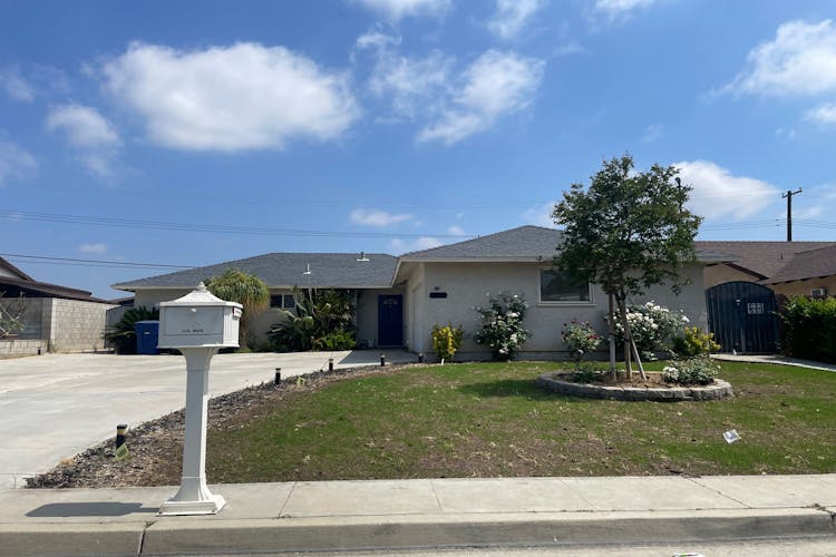 10394 Cochran Ave Riverside, CA 92505, Riverside County