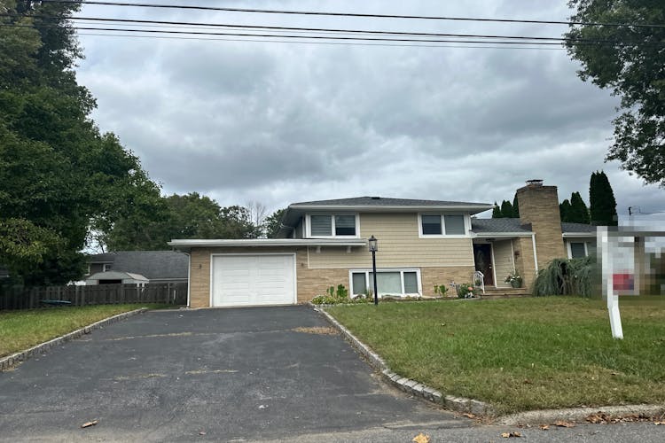 221 Poplar Avenue Pompton Lakes, NJ 07442, Passaic County