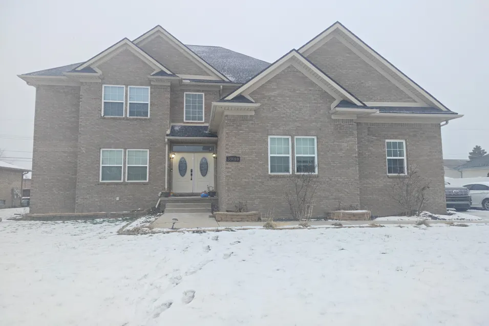 35689 Evanston Ave Sterling Heights, MI 48312, Macomb County