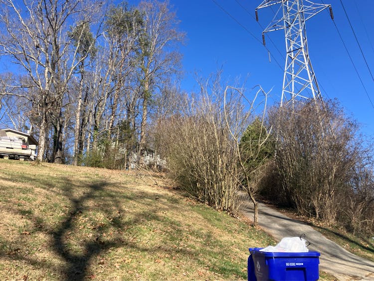 4609 Lakeview Circle Louisville, TN 37777, Blount County