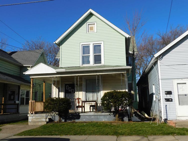 914 E 11th St Erie, PA 16503, Erie County