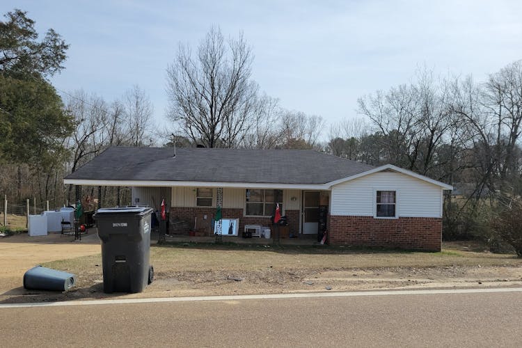 593 Hwy 310 Como, MS 38619, Lafayette County