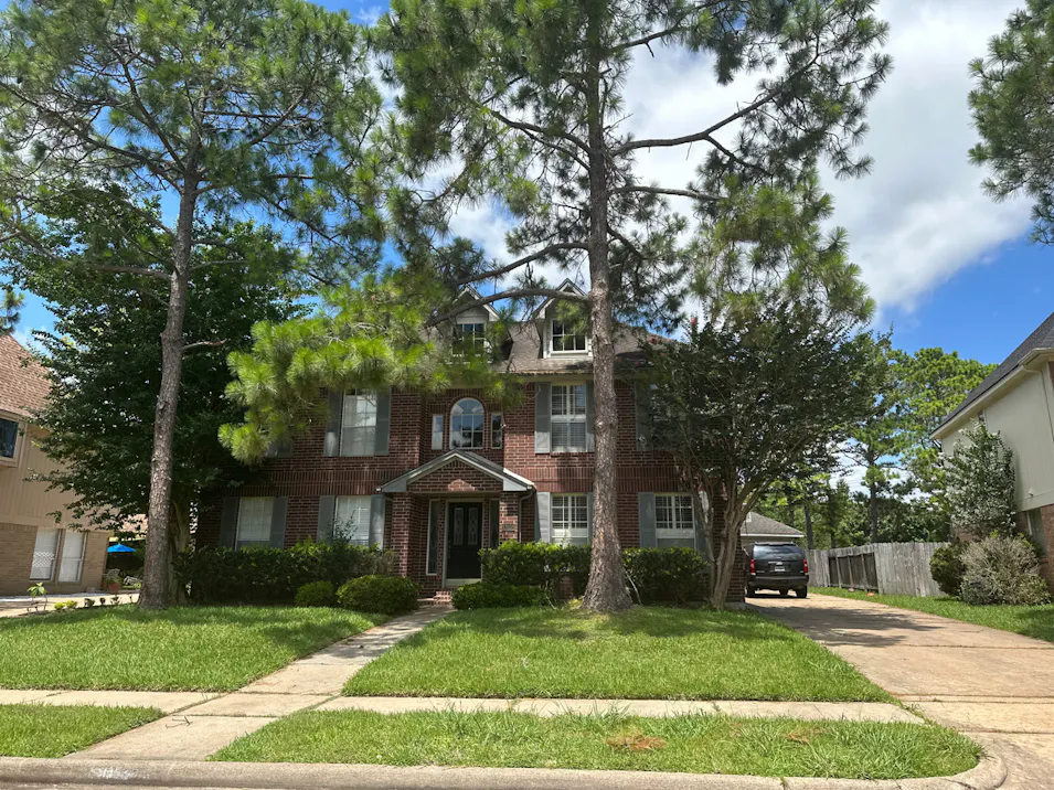 13534 Shadow Falls Ct Houston, TX 77059, Harris County