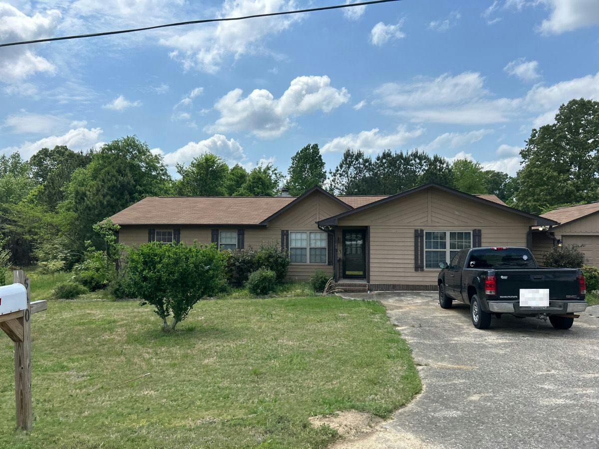 10th Ave, Pleasant Grove, AL 35127