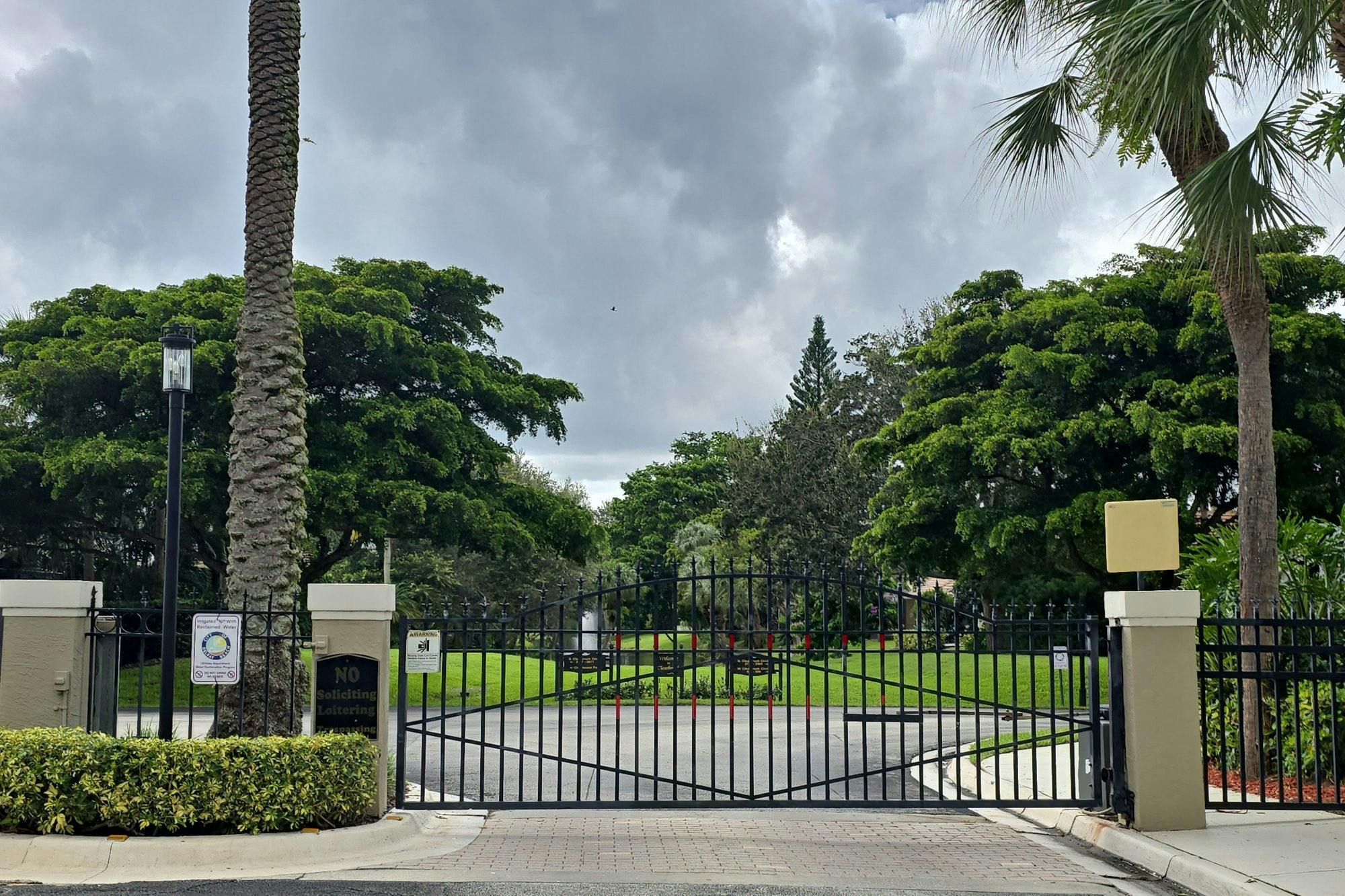 Clearbrook Cir, Delray Beach, FL 33445 #1