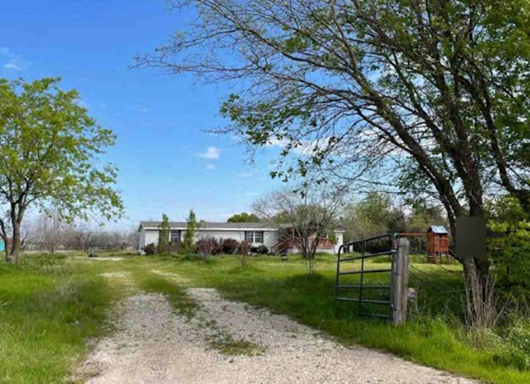 5351 County Road 2630 Caddo Mills, TX, 75135, USA