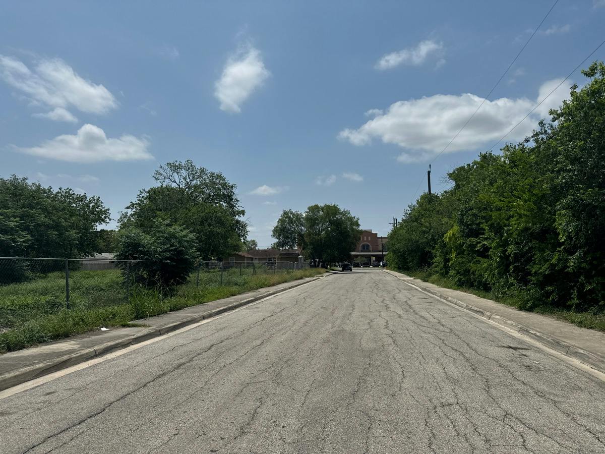 Nock Ave, San Antonio, TX 78221