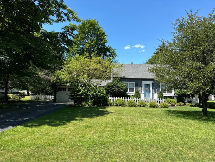 1200 Borden Road Cheektowaga, NY 14043, Erie County