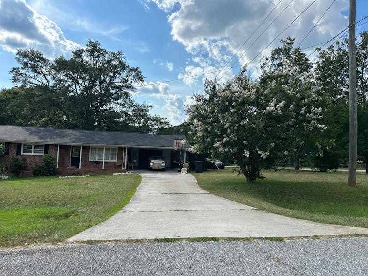 124 Angelo Rd, Newnan, GA, 30263, USA