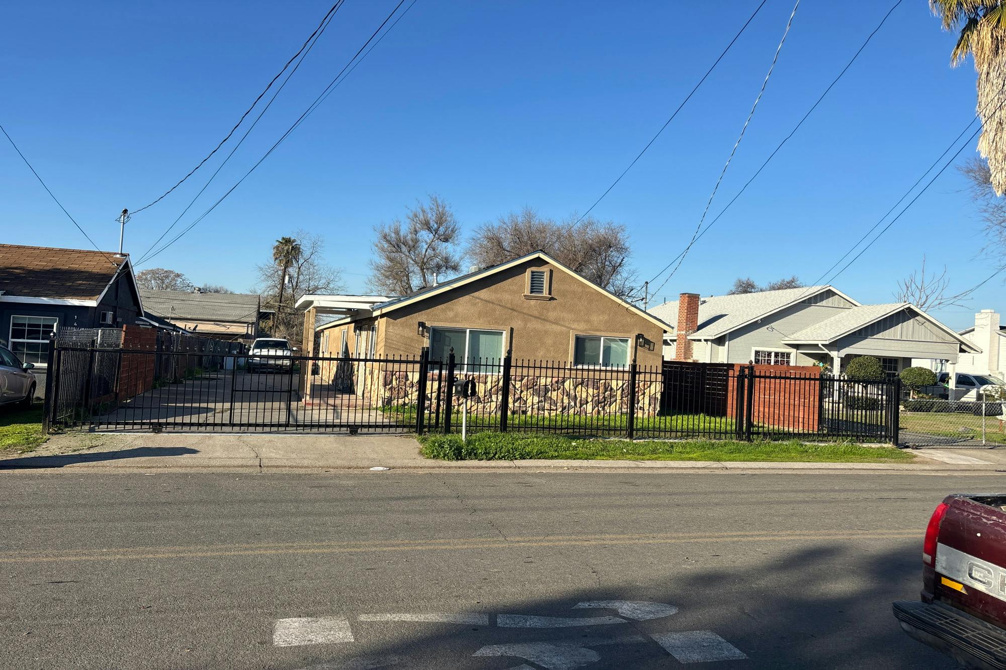 Newport Ave, Stockton, CA 95205