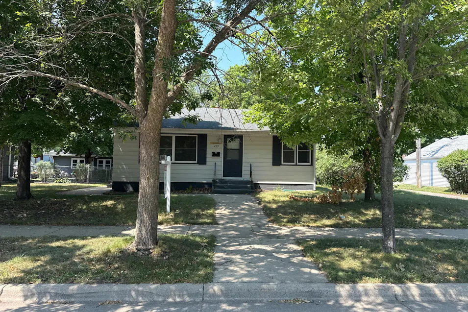 239 32nd Av N Saint Cloud, MN 56303, Stearns County