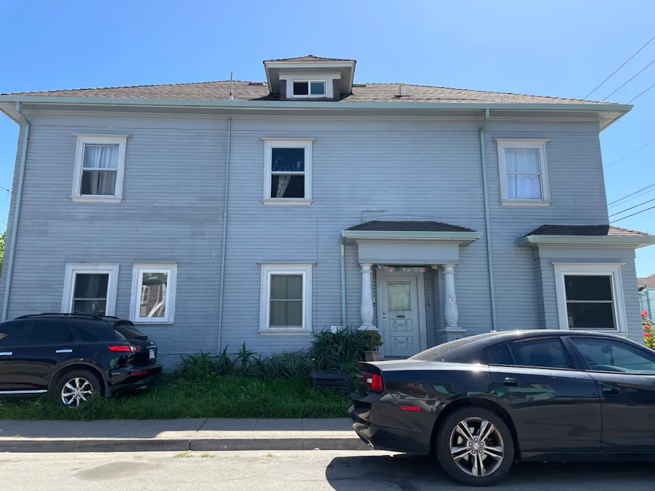 971 21st St Oakland, CA 94607, Alameda County