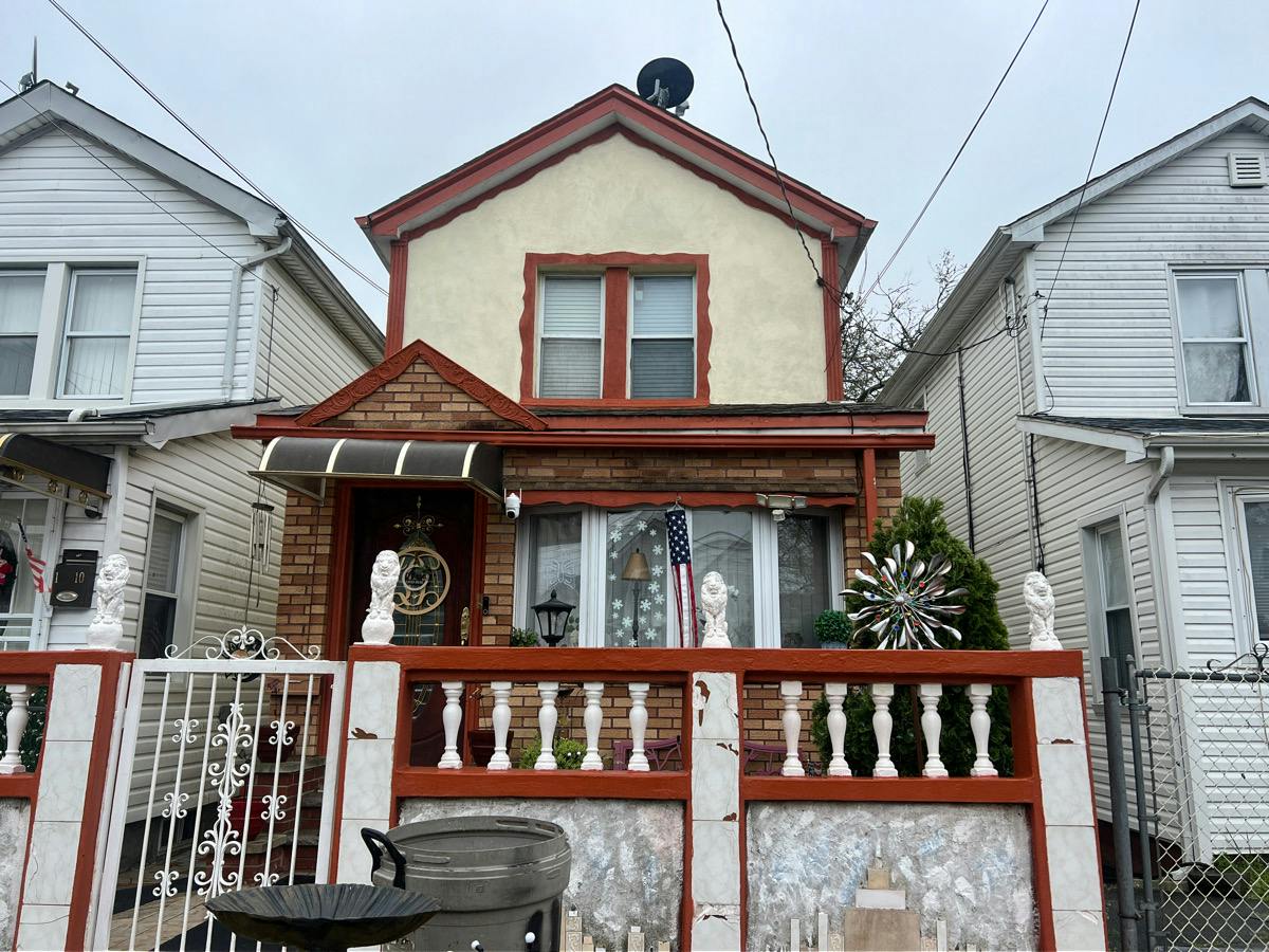 123rd Ave, Jamaica, NY 11436 #1