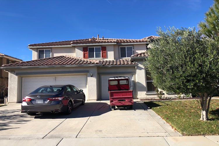 39339 Clear View Ct Palmdale, CA 93551, Los Angeles County