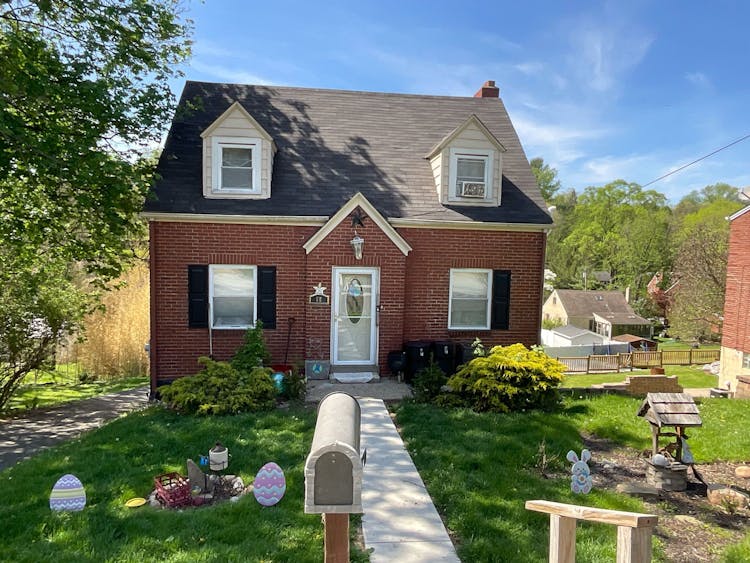 68 W Bruceton Rd Pittsburgh, PA 15236, Allegheny County