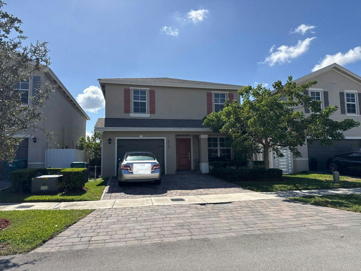 4th St, Florida City, FL 33034