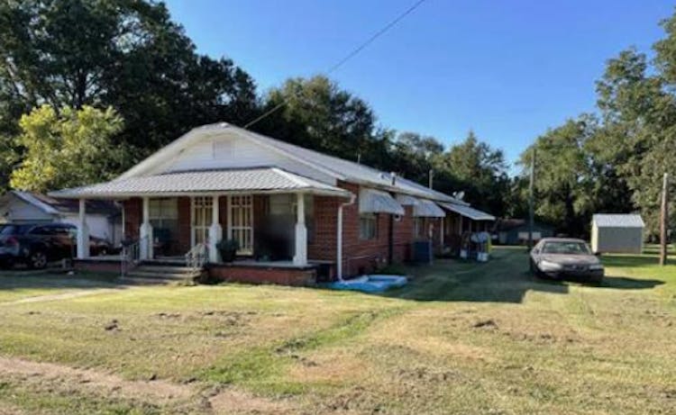 307 James St Union, MS 39365, Newton County