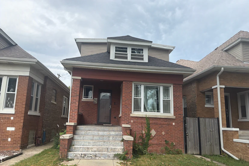 706 E 91st Place
