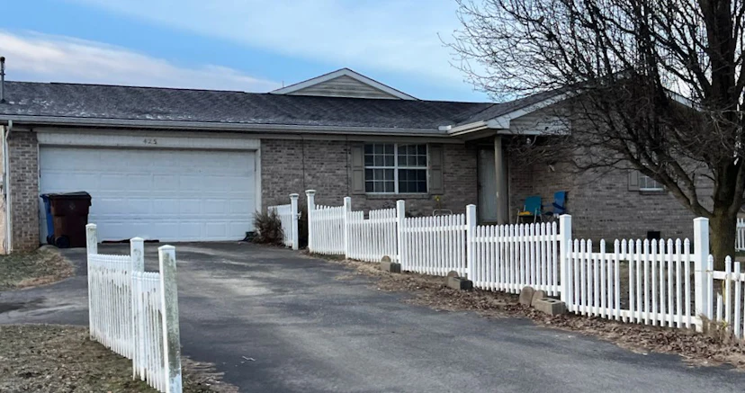 425 Clearbrook Drive