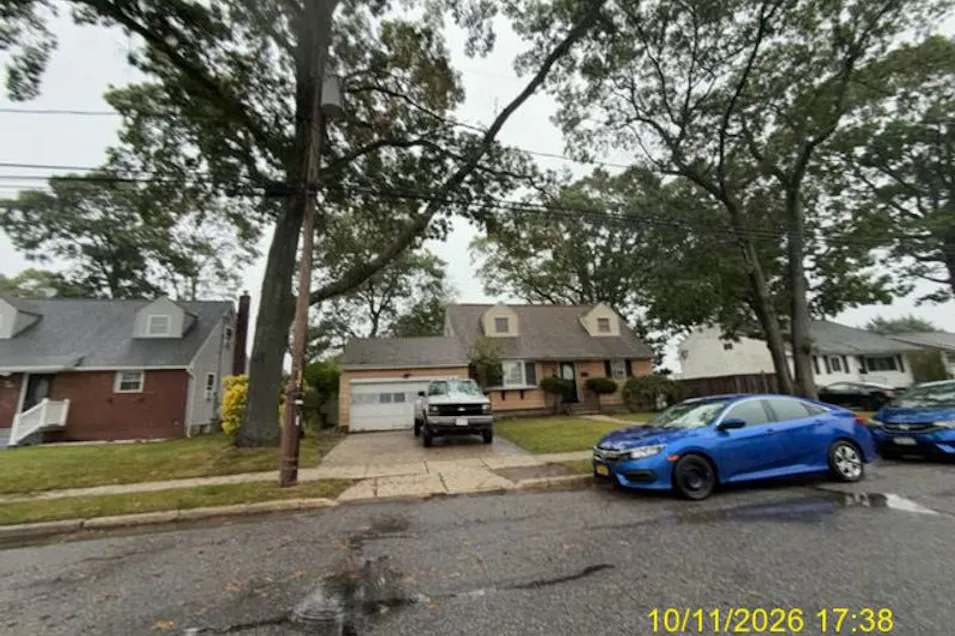 468 North Greene Avenue Lindenhurst, NY 11757, Suffolk County