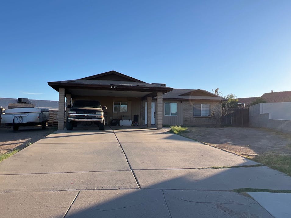 6117 W Moreland Street Phoenix, AZ 85043, Maricopa County