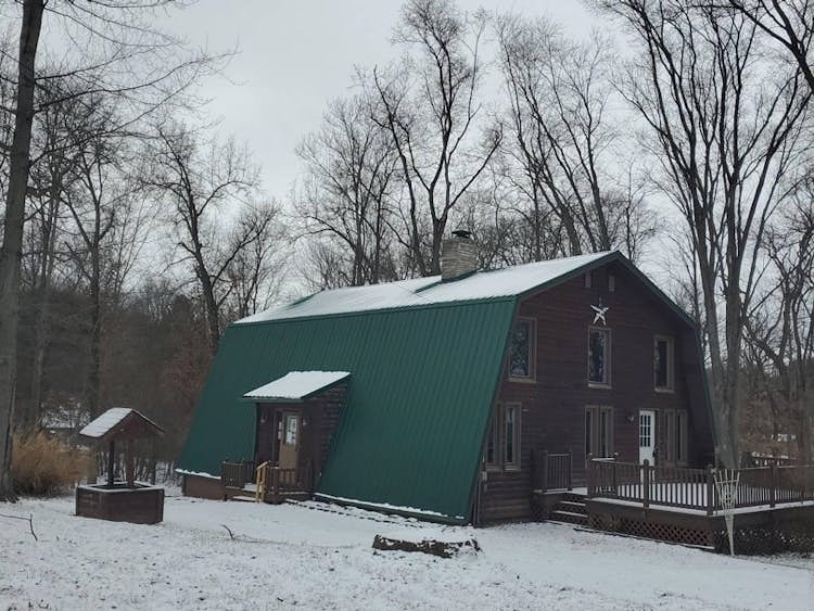 13893 County Road 100 Lakeville, OH 44638, Holmes County