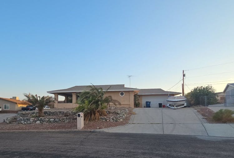 2983 Bluewater Dr, Lake Havasu City, AZ, 86403, USA