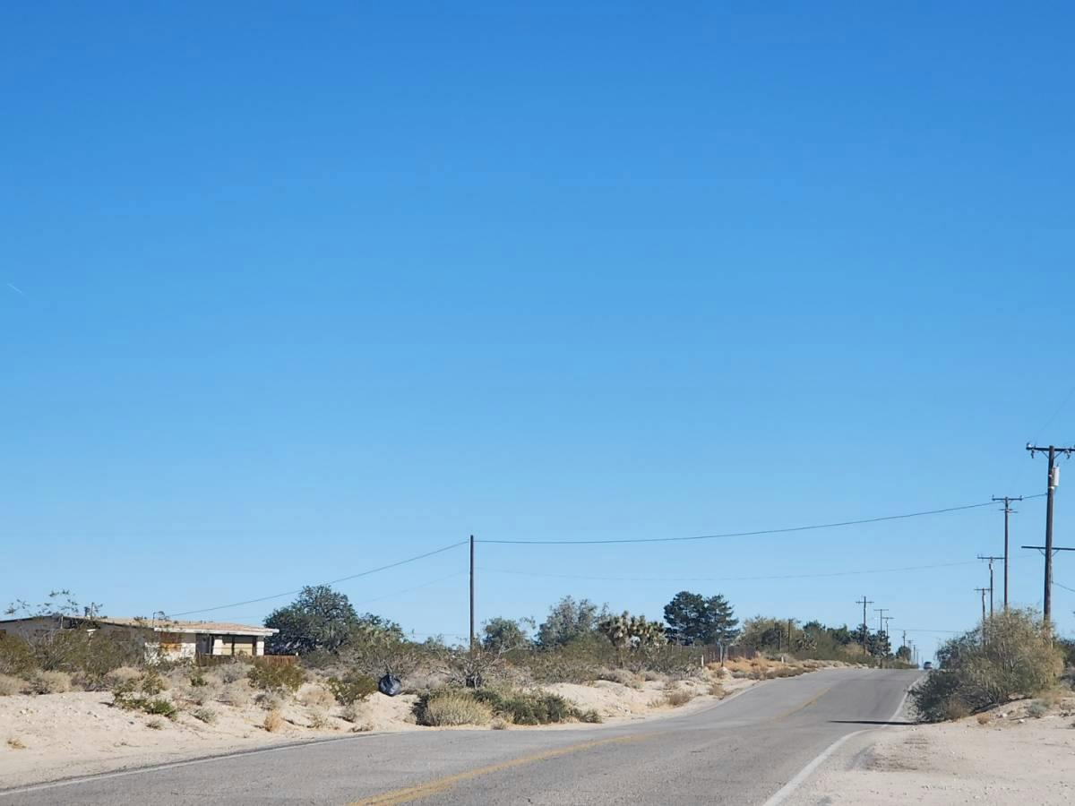 Sutter Ave, Lucerne Valley, CA 92356