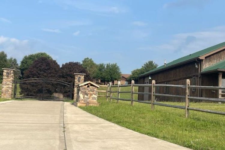 434 Bocktown Cork Rd Clinton, PA 15026, Beaver County