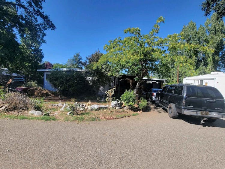 3012 West St, Shasta Lake, CA, 96019, USA