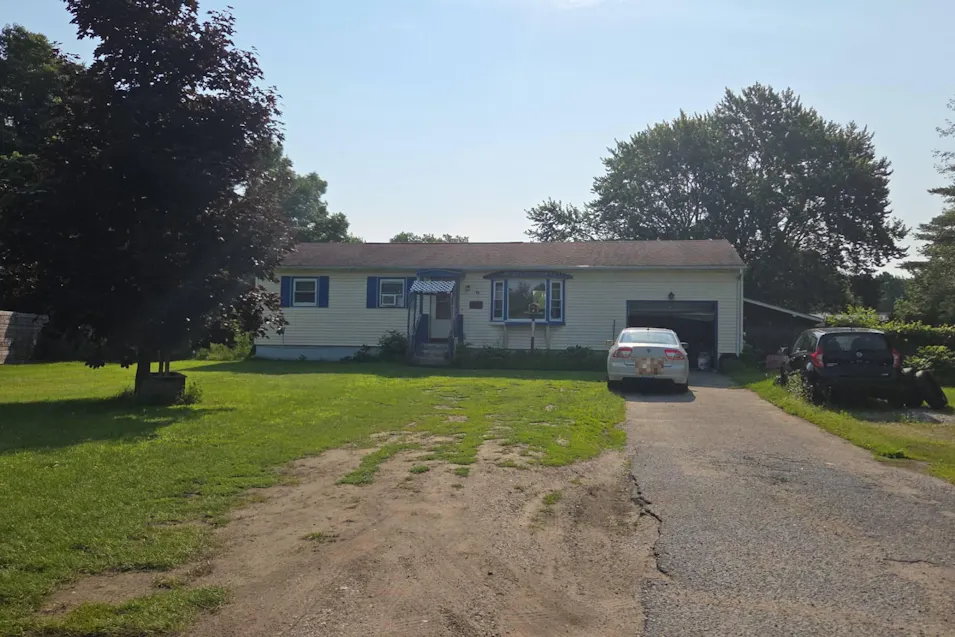 114 Belair Dr Colchester, VT 05446, Chittenden County